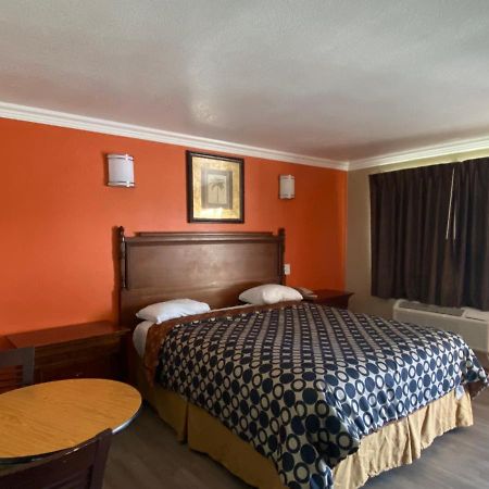 Downtown Motel 7 San Bernardino Dış mekan fotoğraf