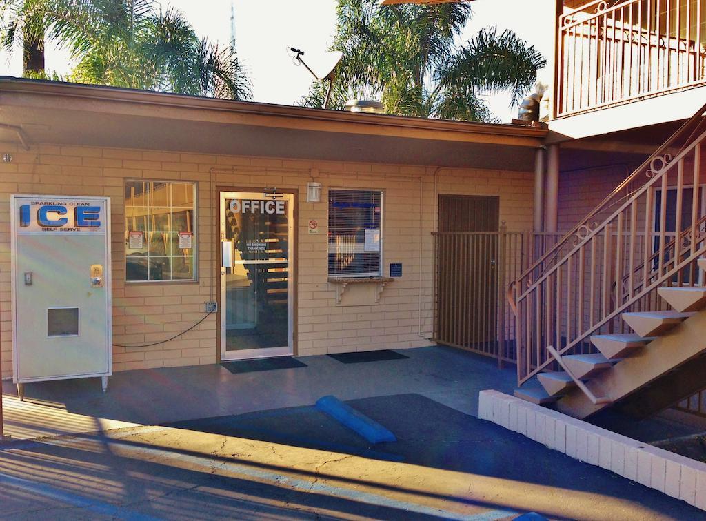 Downtown Motel 7 San Bernardino Dış mekan fotoğraf