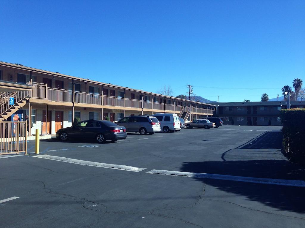Downtown Motel 7 San Bernardino Dış mekan fotoğraf